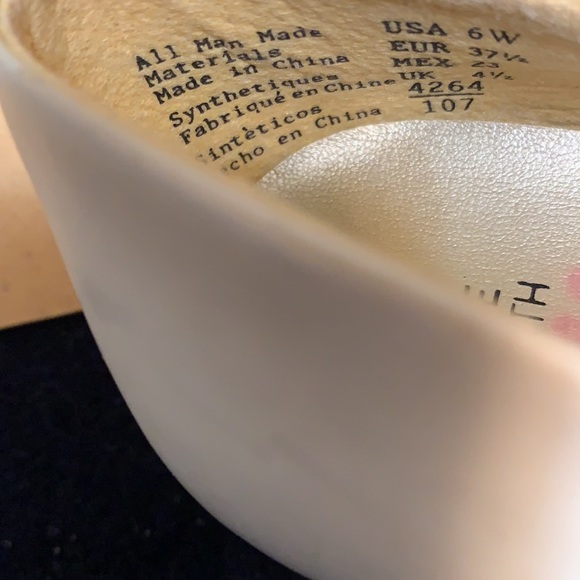 I ❤️Comfort leather WHITE PUMPS HEELS SZ 7.5 BRAZIL VINTAGE RETRO I LOVE COMFORT - Picture 8 of 16